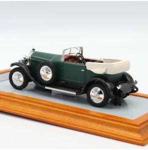 Profil de la Mercedes 630K Sports-Tourer Ilario IL205 reproduction résine haut de gamme